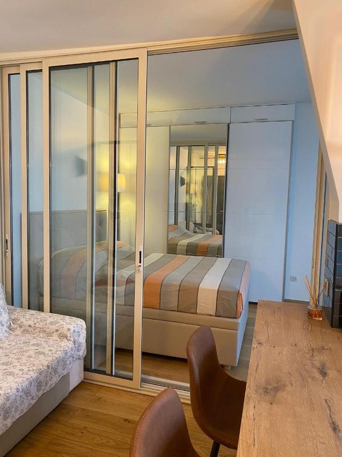 Ollya Apartment Paris Bagian luar foto